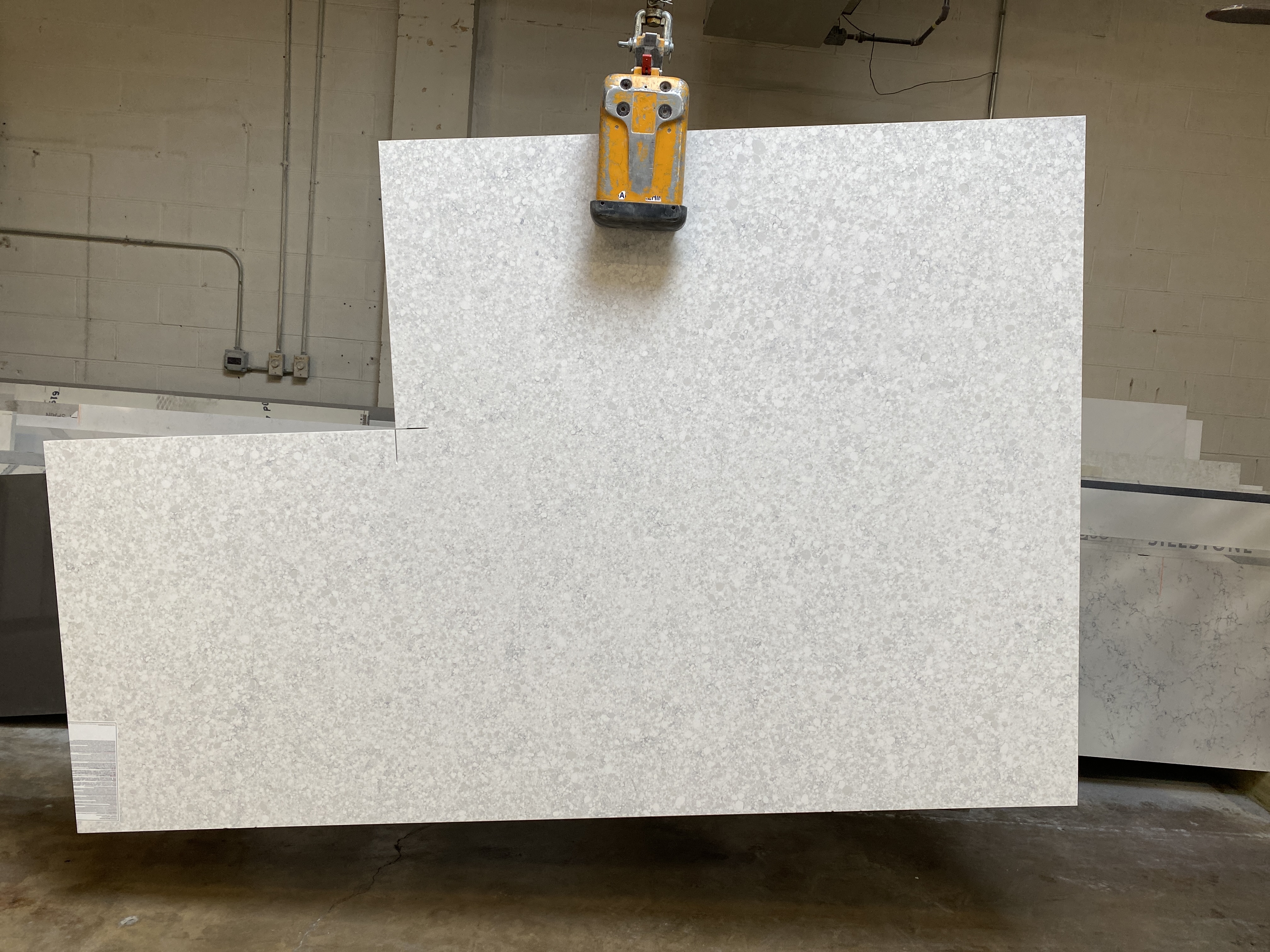 Stratus White (Corian Quartz)