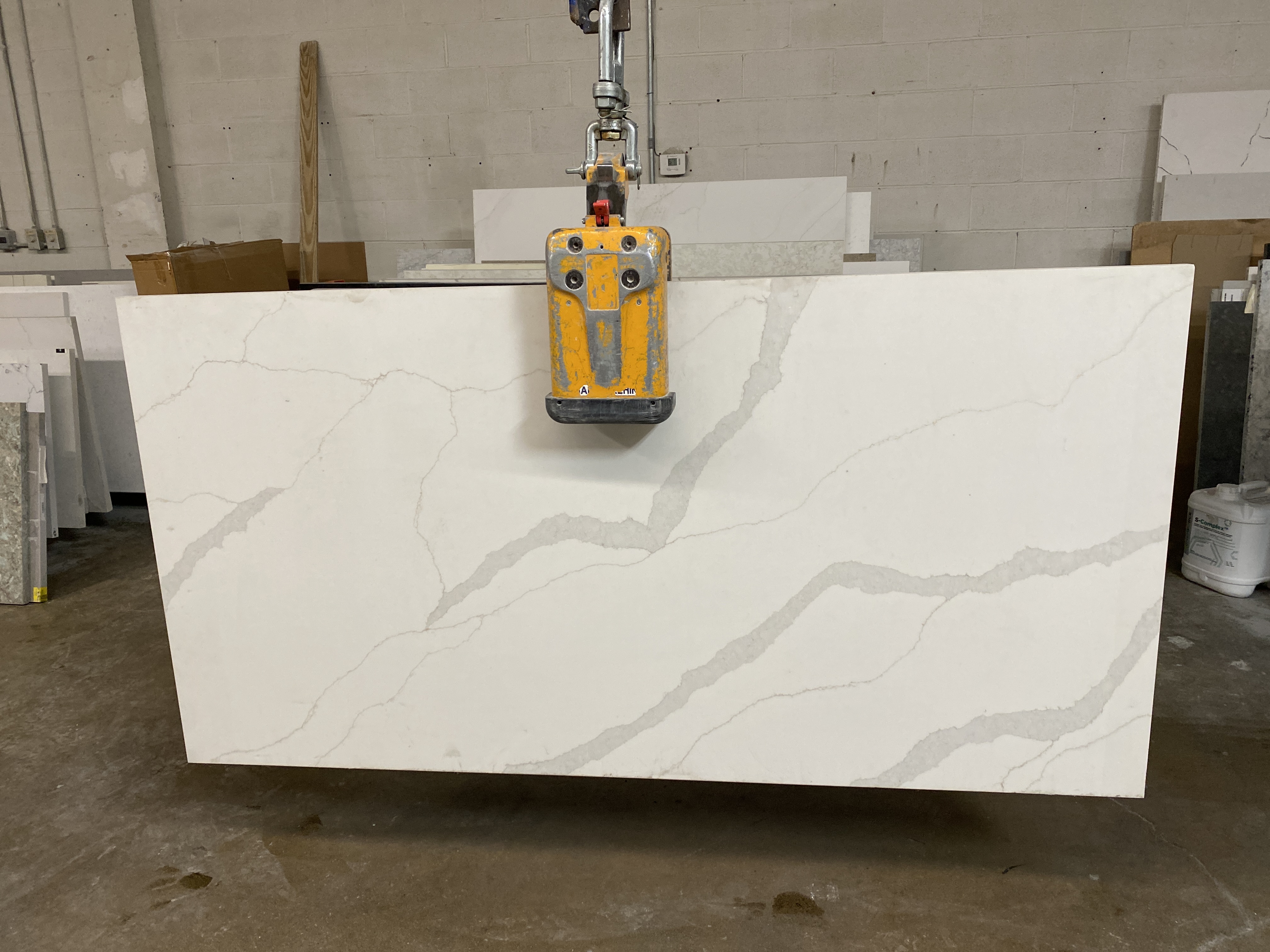 Calacatta idillio (MSI Quartz)