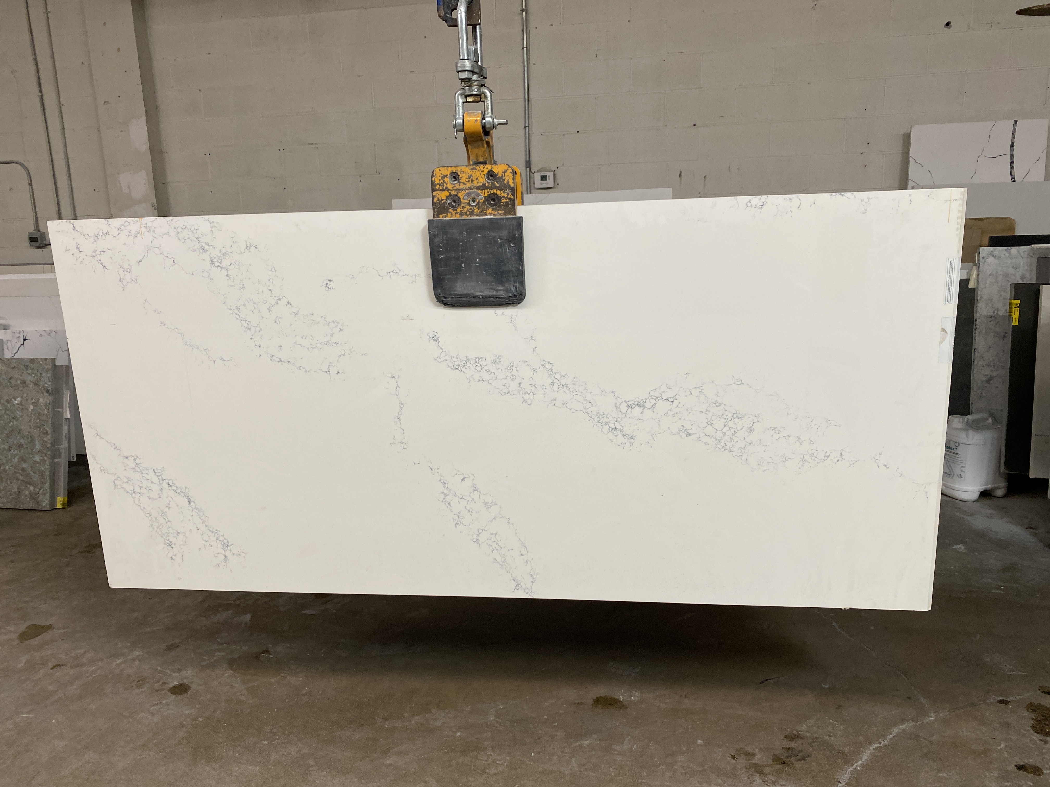 Chantilly (Hanstone Quartz)