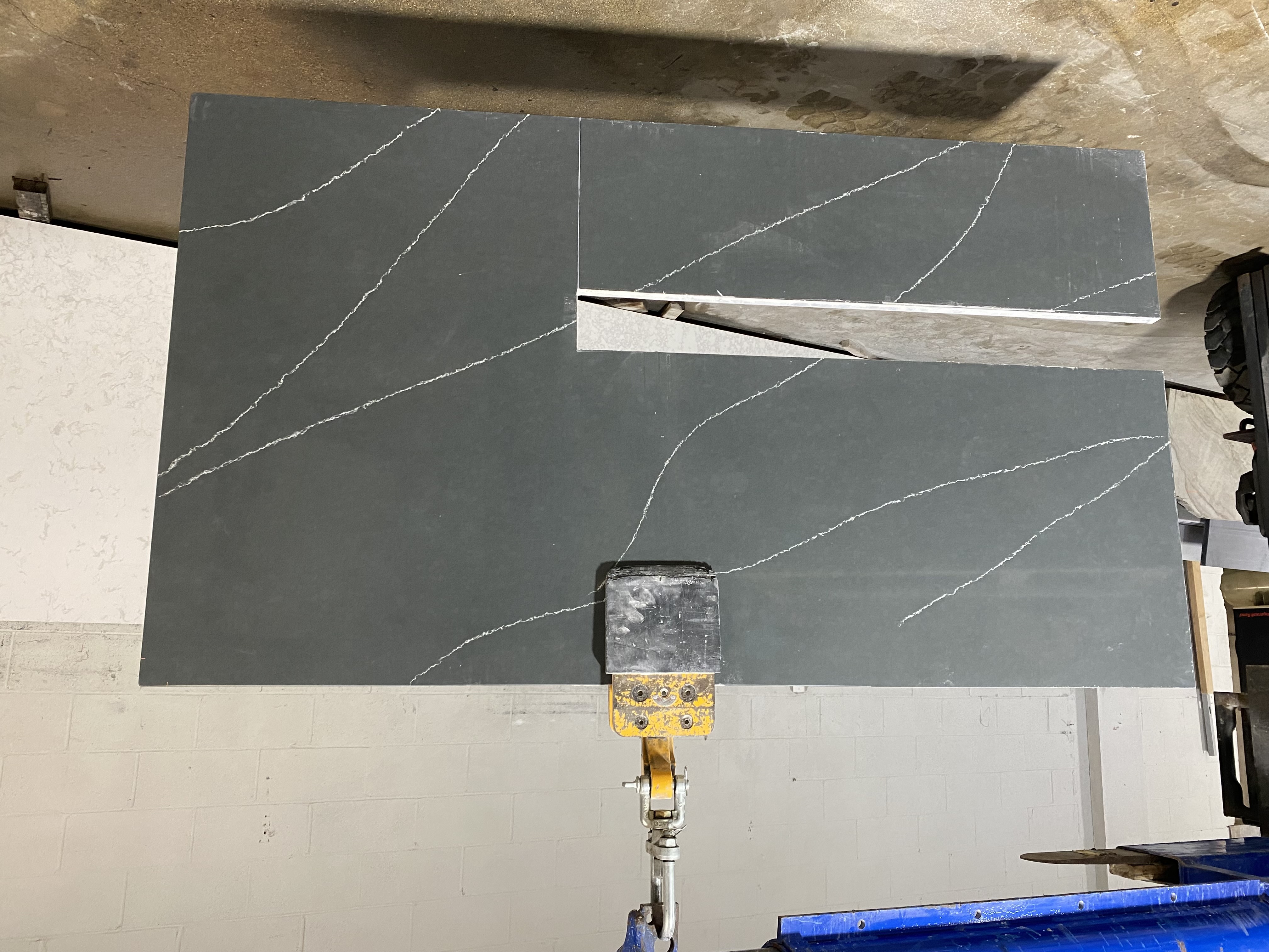 Soapstone Metropolis ( MSI Quartz)