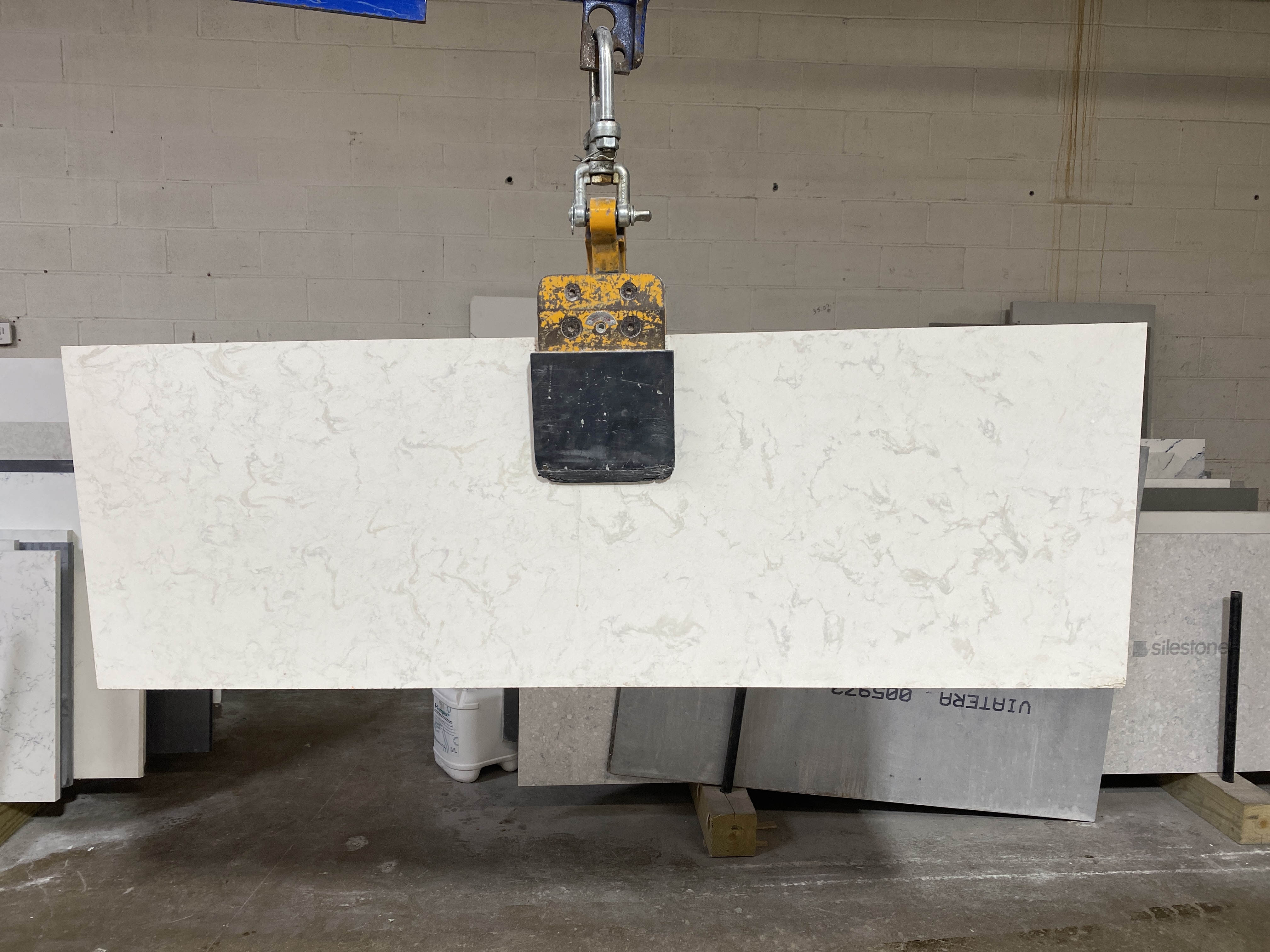 Torquay ( Cambria Quartz)