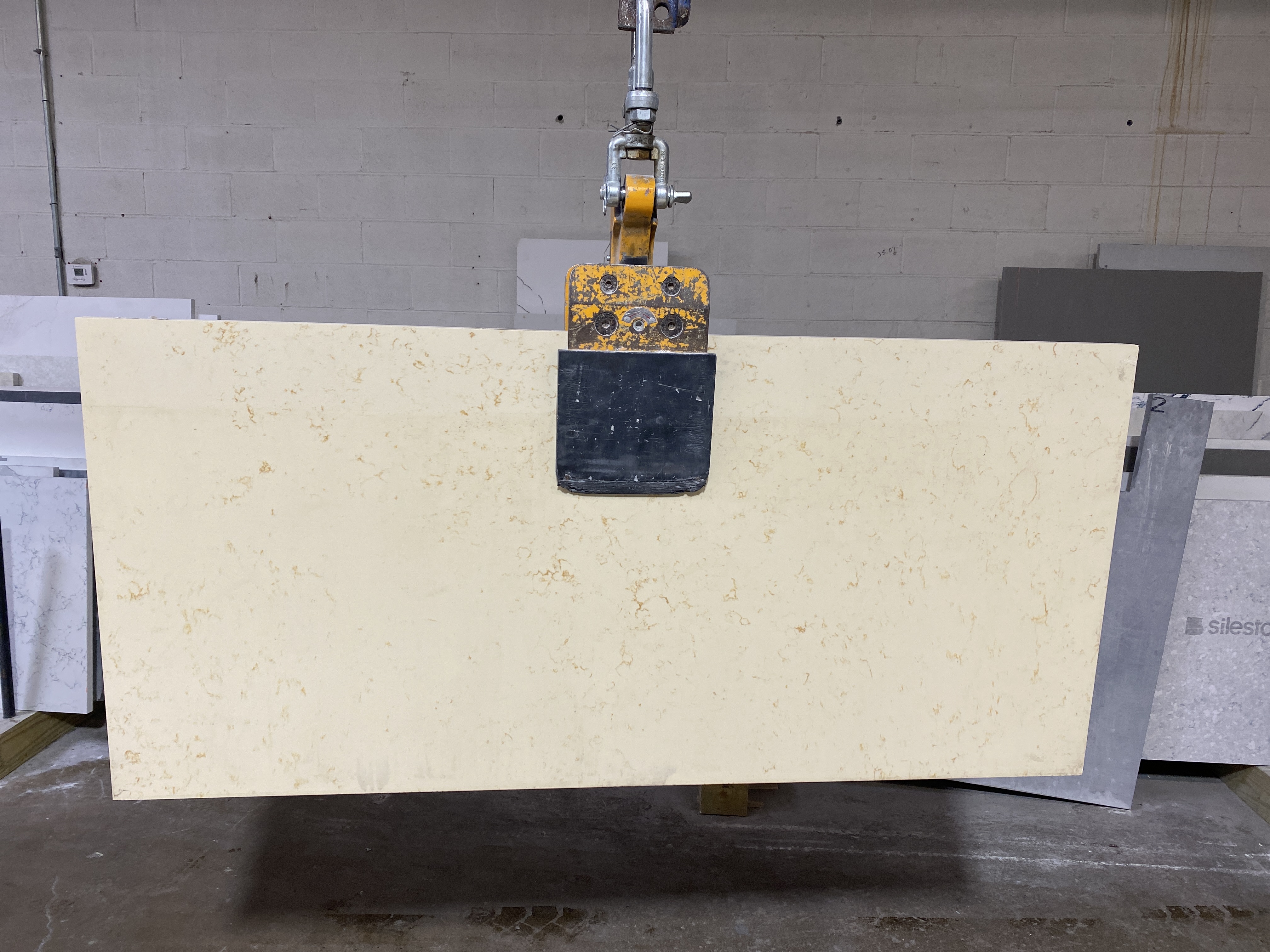 Cream marfil ( Quartz )