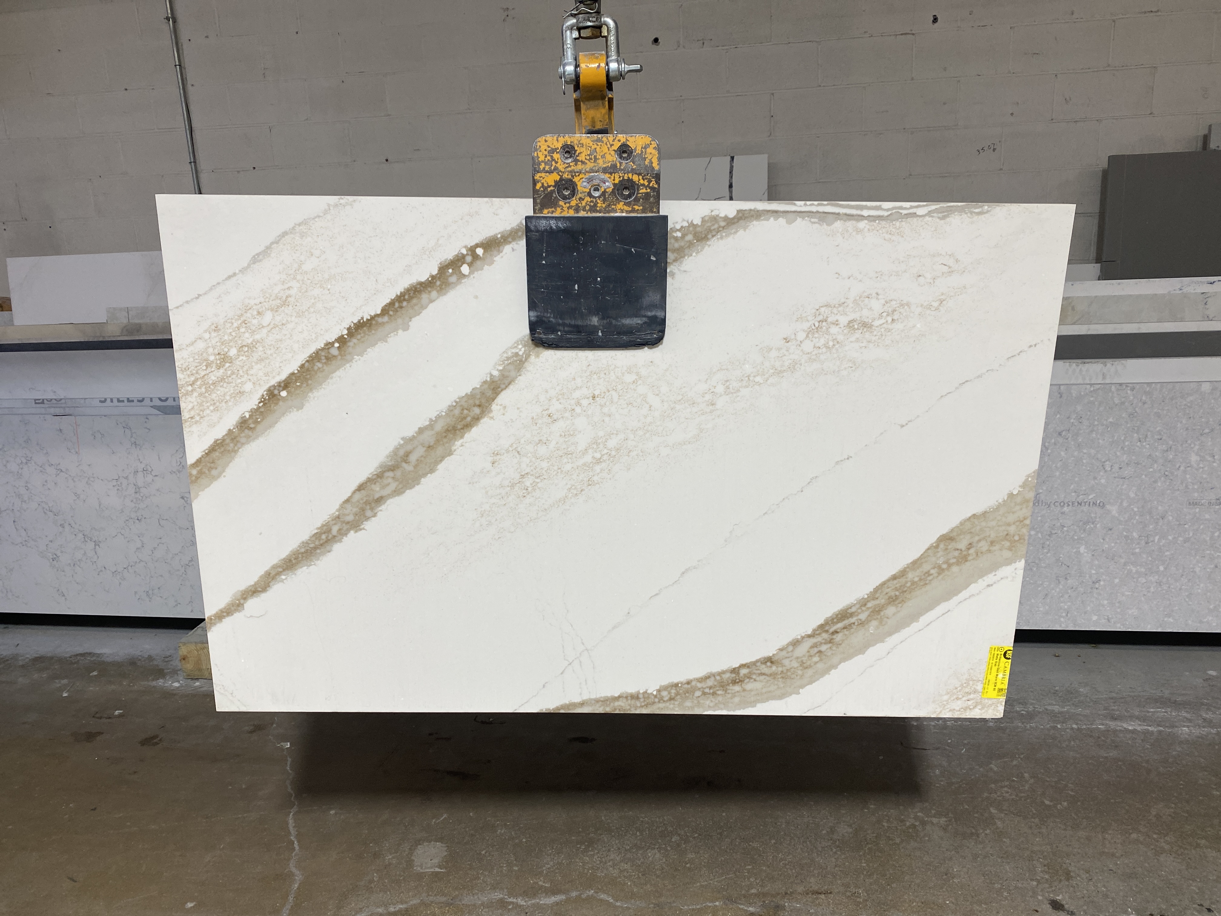 Britanicca gold Warm ( Cambria Quartz)