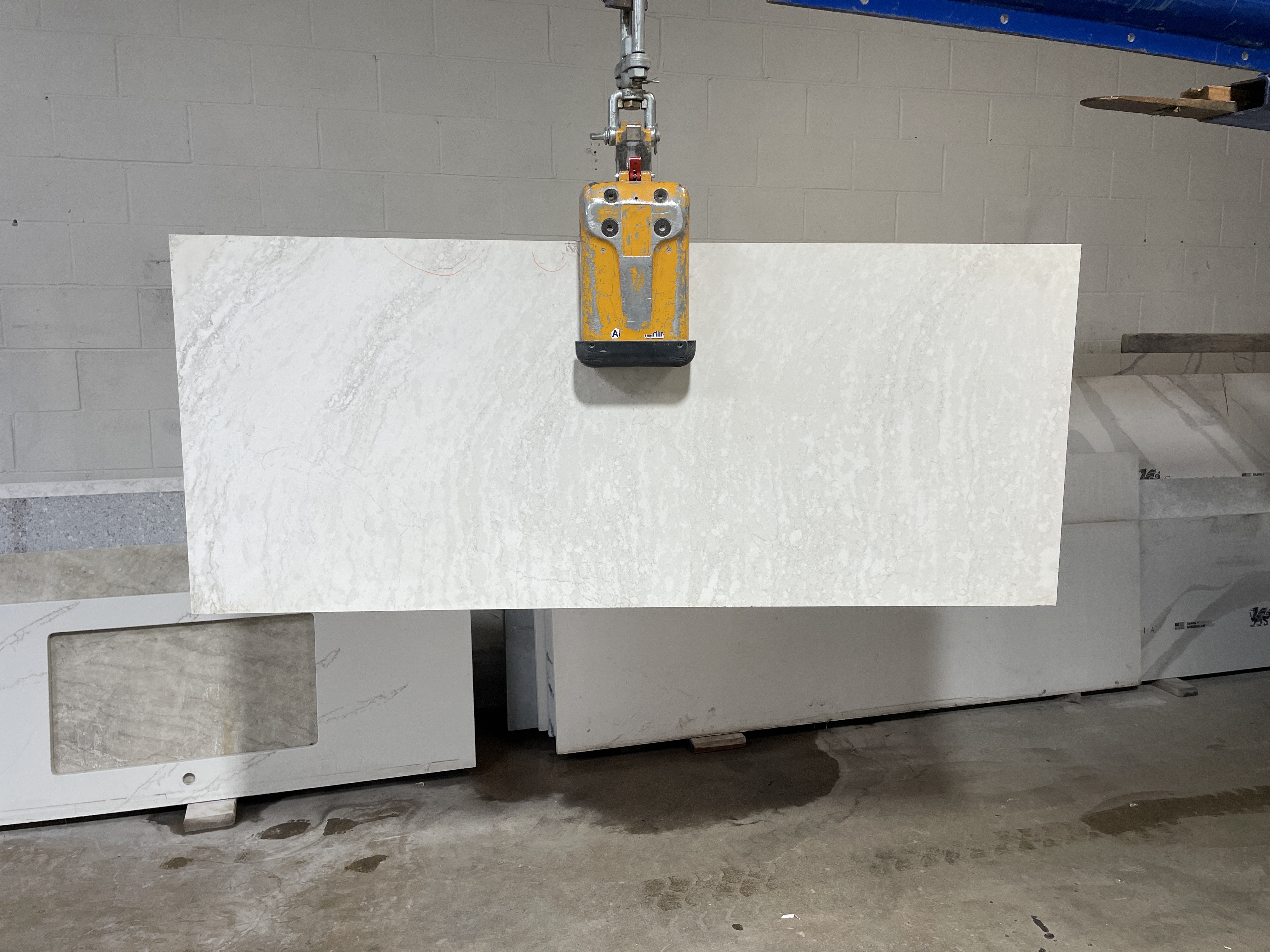 Ironsbridge (Cambria Quartz)