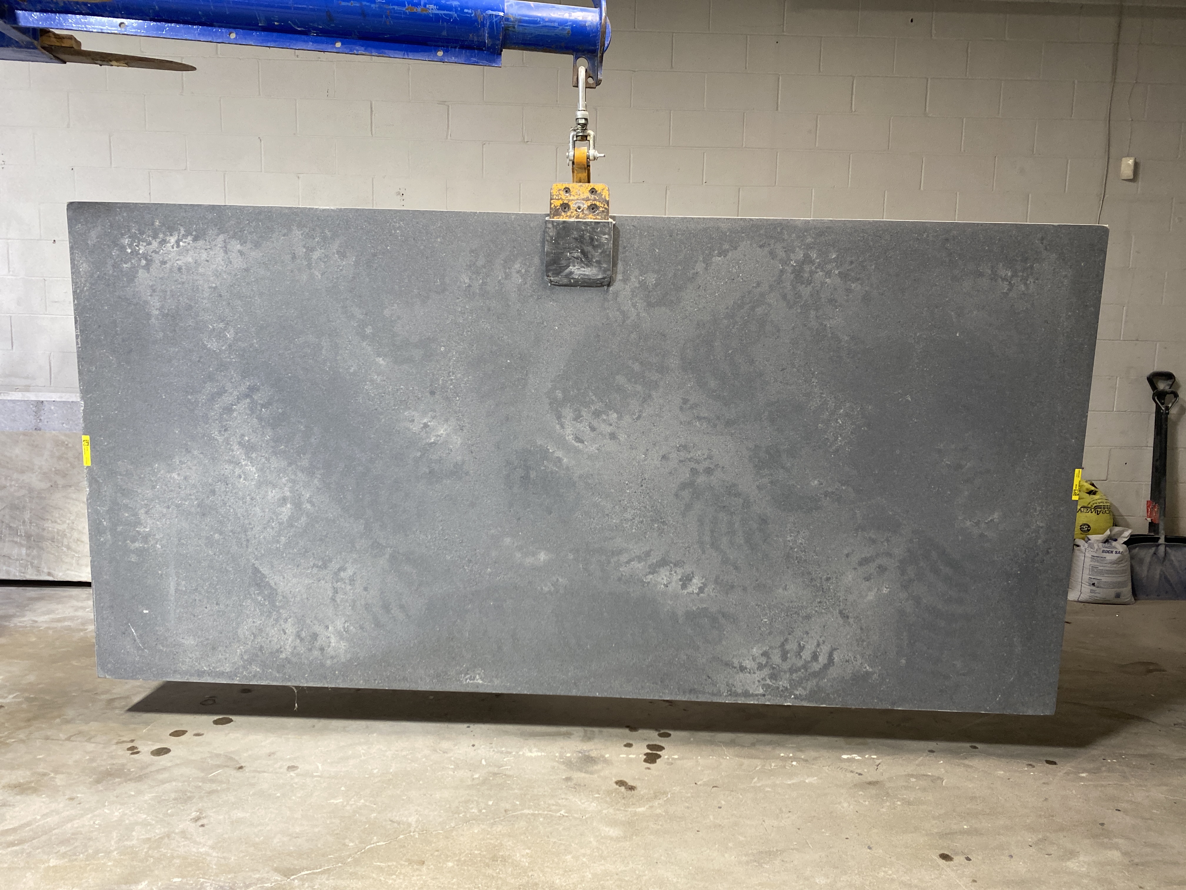 Rugged concrete (Caesarstone Quartz)