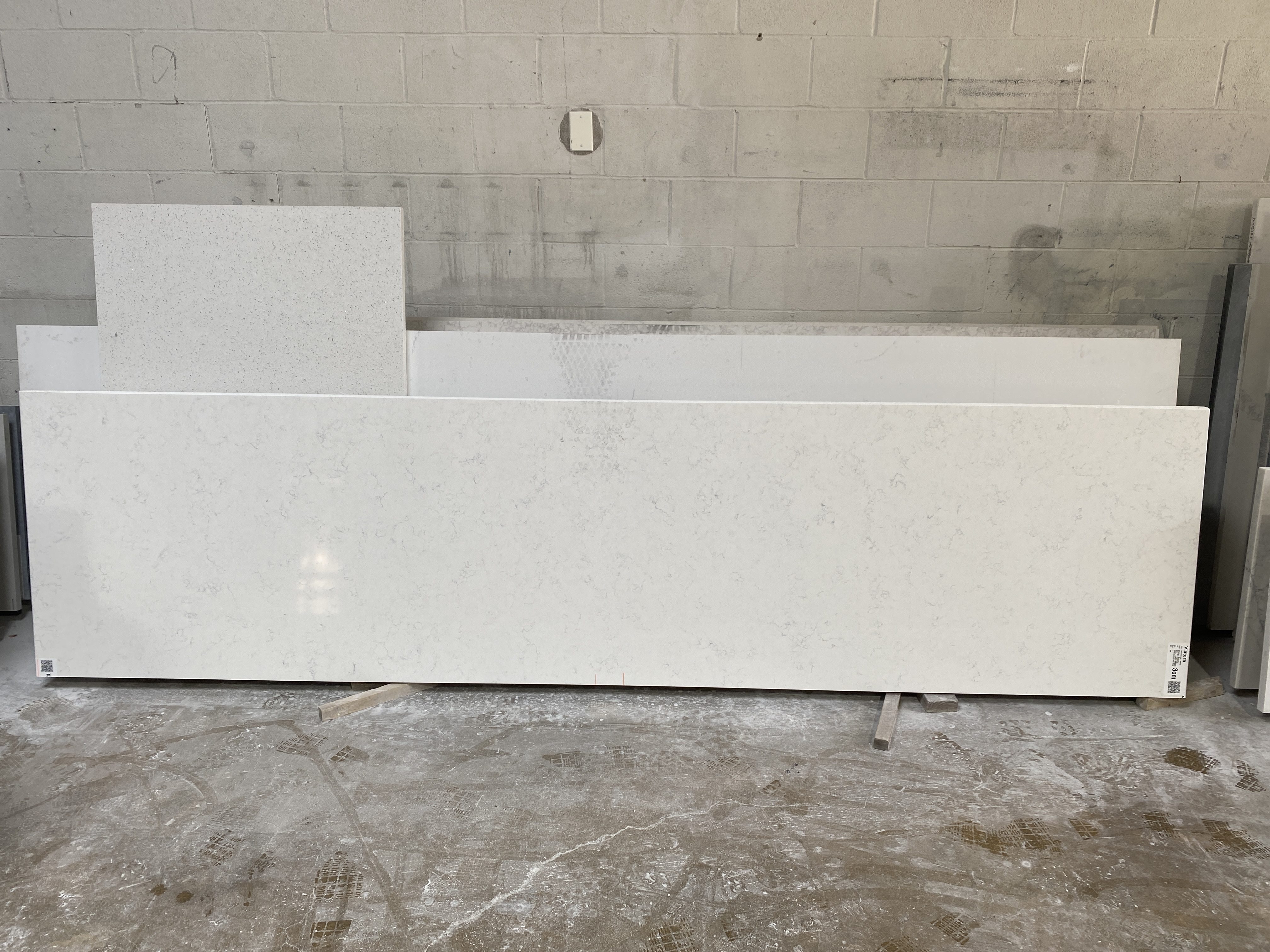 Carrara trinita (LX Viatera)