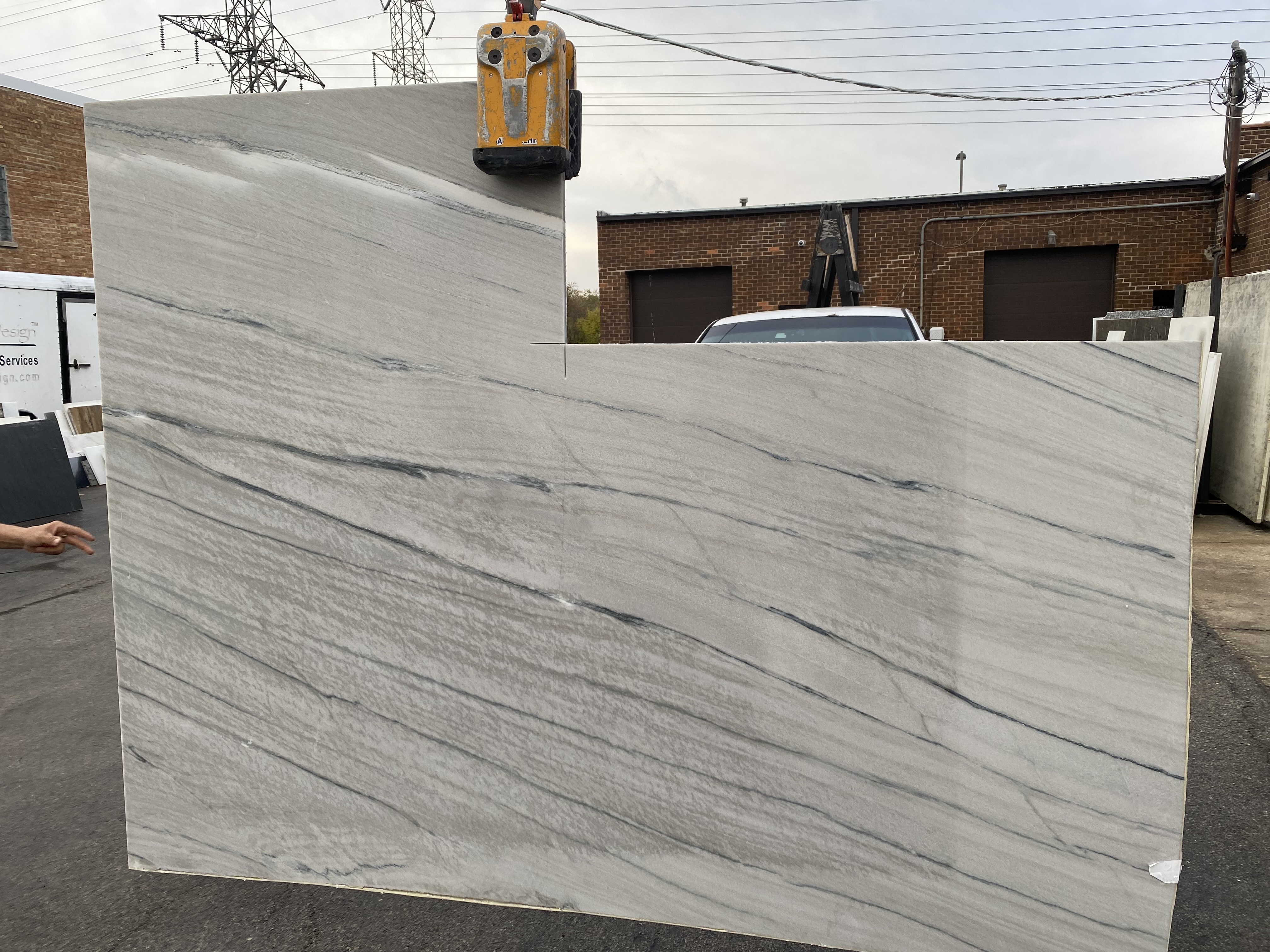 Fantasy macaubas brushed (MSI Quartzite)
